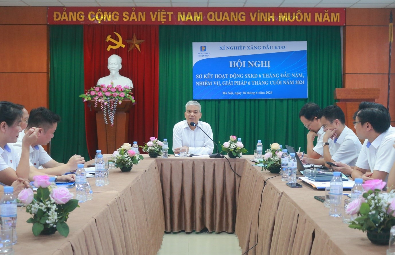 Xí nghiệp Xăng dầu K133 tổ chức hội nghị sơ kết công tác 6 tháng đầu năm 2024