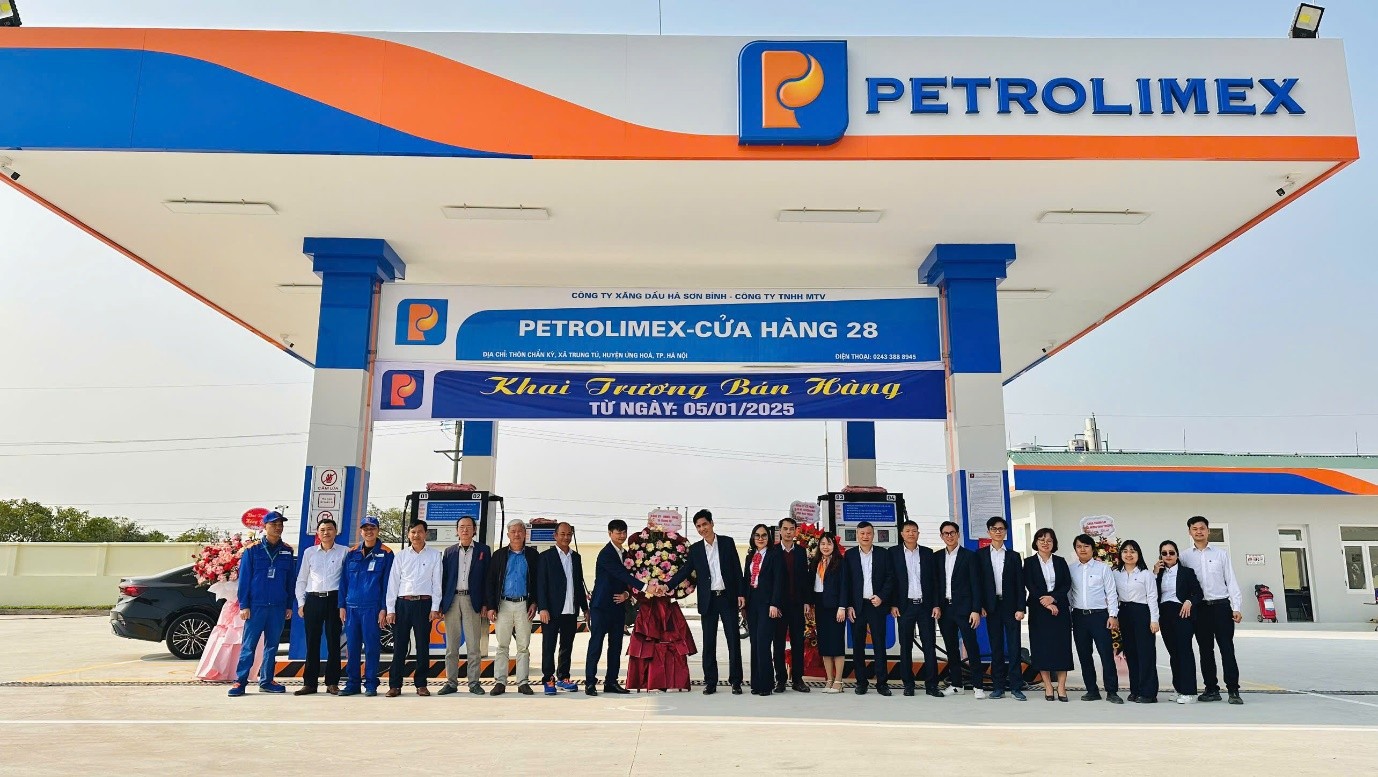 Khai trương Petrolimex – Cửa hàng 28 Công ty Xăng dầu Hà Sơn Bình