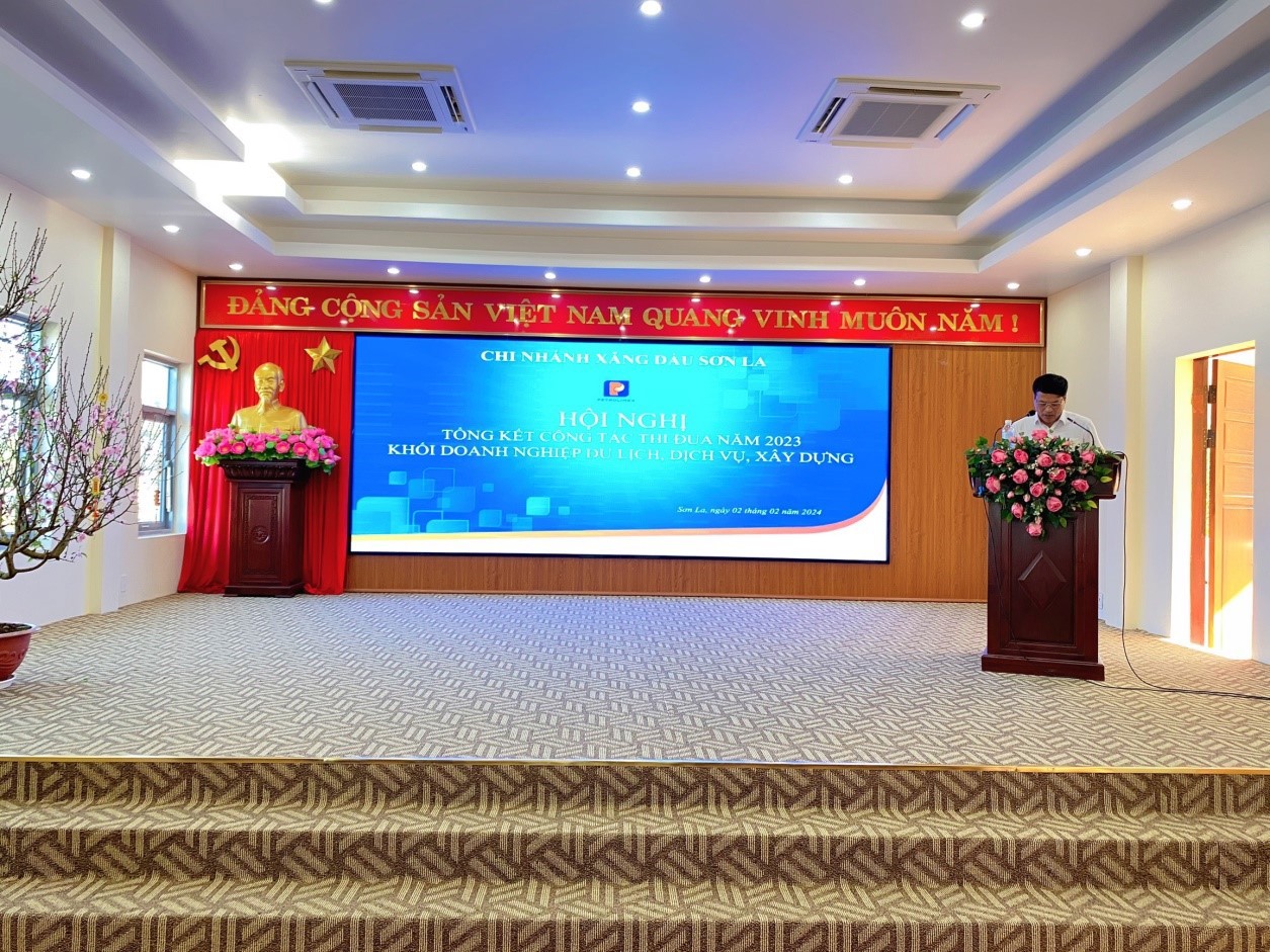Chi nhánh Xăng dầu Sơn La tổ chức hội nghị tổng kết công tác thi đua khối các doanh nghiệp dịch vụ, du lịch, xây dựng năm 2023