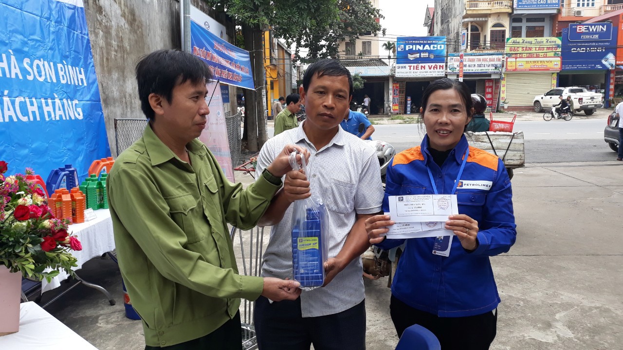 Hội Cựu chiến binh Công ty đồng hành cùng tổ chức Ngày hội tri ân khách hàng