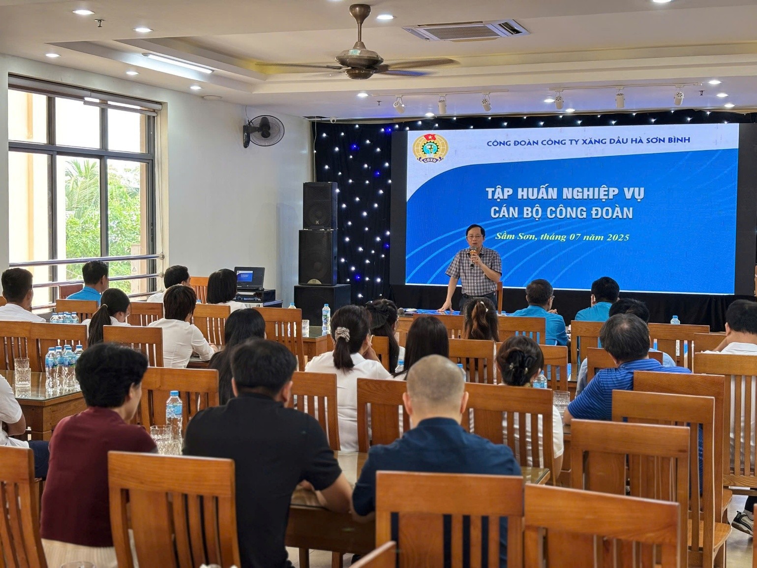 Công đoàn Petrolimex Hà Sơn Bình: Tập huấn cán bộ công đoàn năm 2025