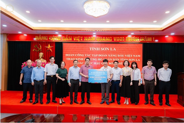 Tập đoàn Xăng dầu Việt Nam ủng hộ 2 tỷ đồng giúp tỉnh Sơn La khắc phục hậu quả bão lũ