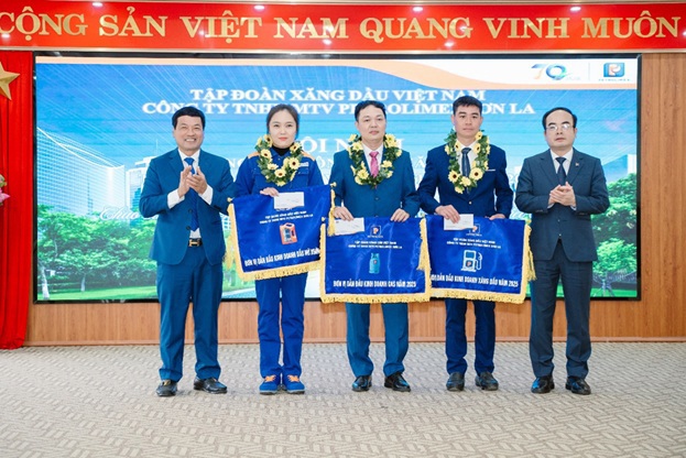 Công ty TNHH MTV Petrolimex Sơn La tổ chức tổ chức hội nghị tổng kết công tác năm 2025, triển khai nhiệm vụ công tác năm 2026
