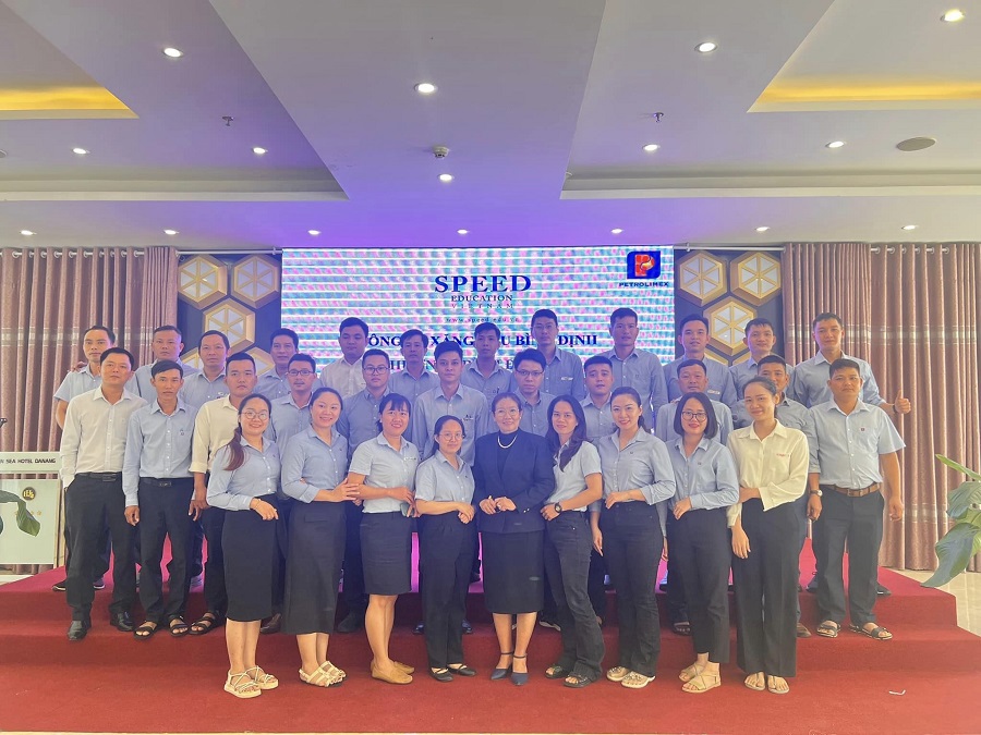 Chương trình đào tạo “Cảm xúc và hành vi ứng xử trong bán hàng” năm 2023