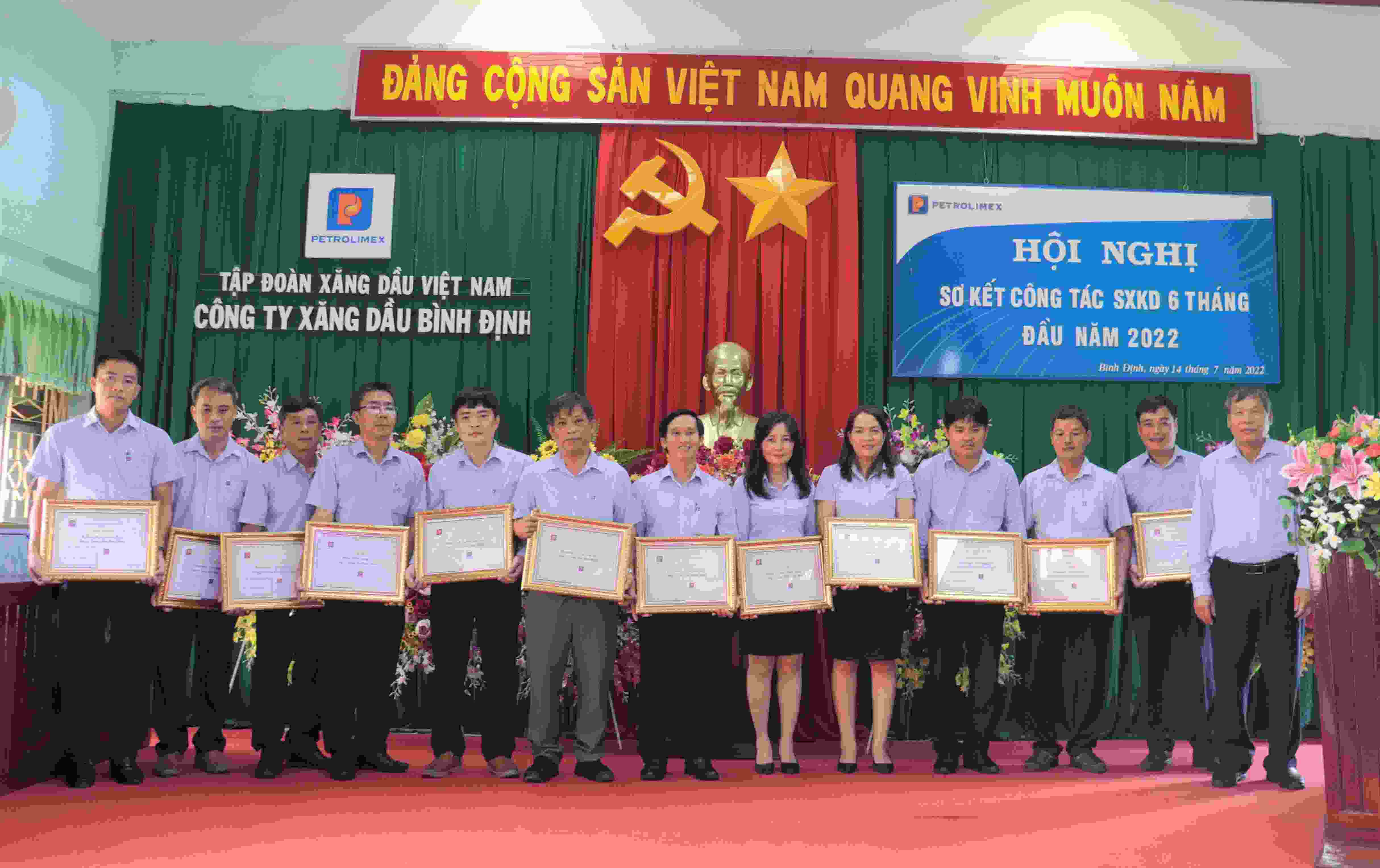 Vượt qua khó khăn, phấn đấu hoàn thành kế hoạch SXKD năm 2022